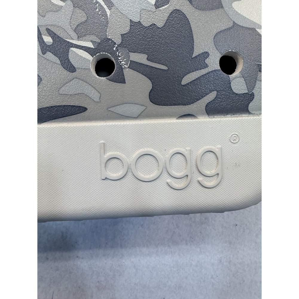 WHITE AND GRAY CAMO Baby BOGG BAG  14"x12"x4.5" With Plastic Zippered Pocket - Picture 2 of 14